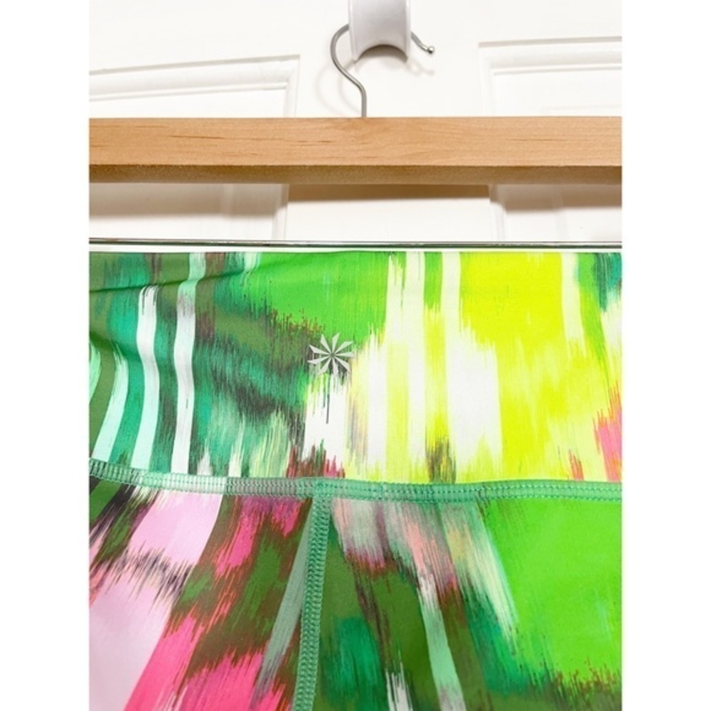 Athleta Chaturanga Legging Wailea Green crop Sz M - Picture 5 of 6